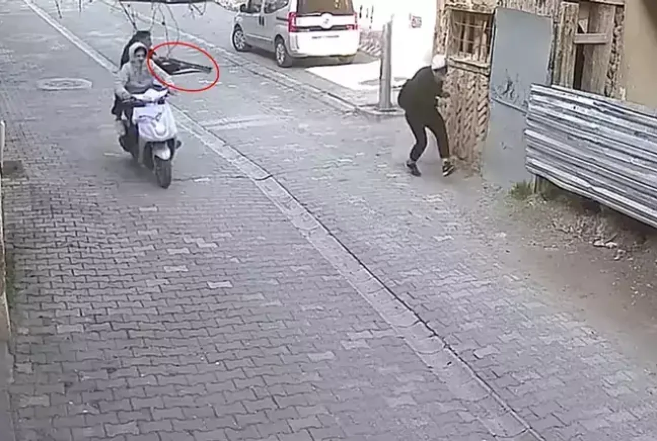 Kız meselesi kanlı bitti: 4 genç vuruldu!