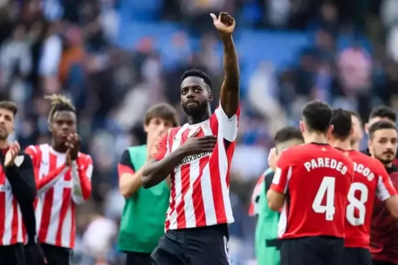 Maroan Sannadi’ye çirkin tezahürat! Hakem maçı durdurdu!