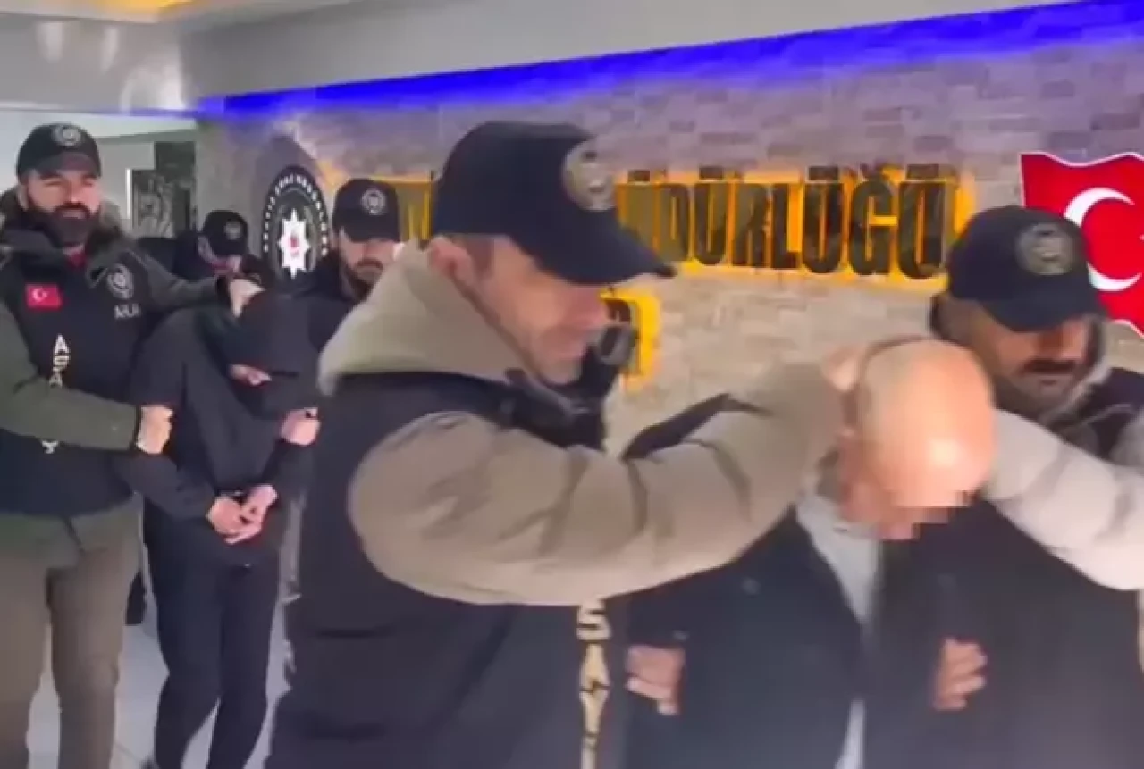 İzmir'de masaj salonlarına fuhuş operasyonu: 15 kadın kurtarıldı!