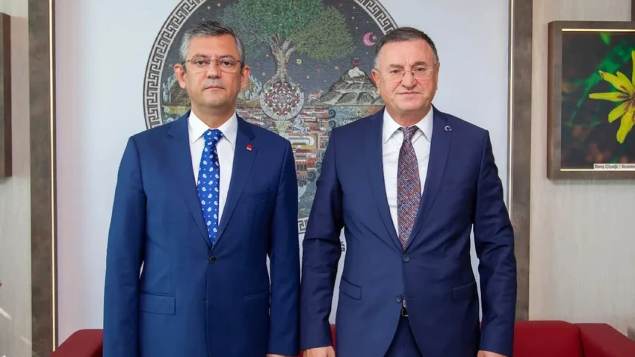 CHP’de kurultay krizi: Özel’den Lütfü Savaş’a sert tepki!