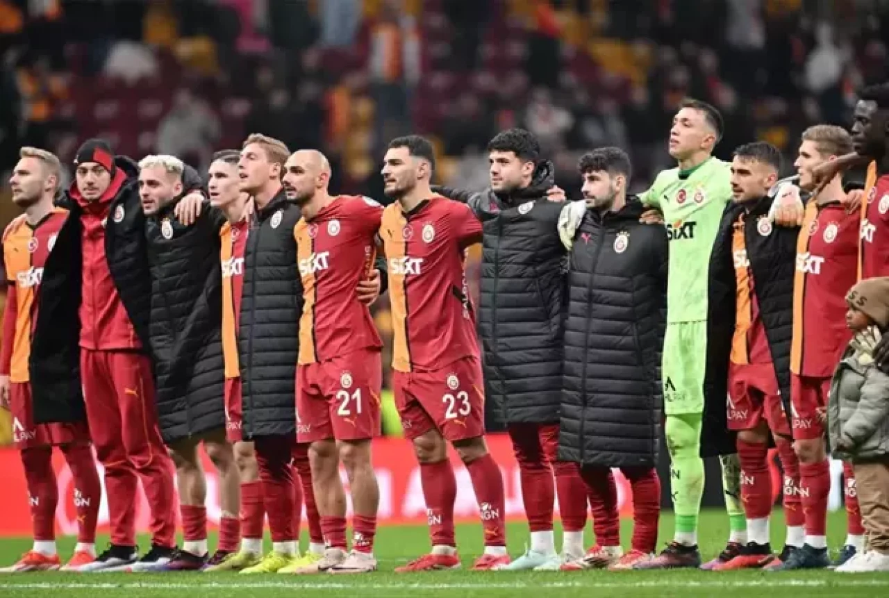 Galatasaray'ın kamp kadrosu belli oldu!