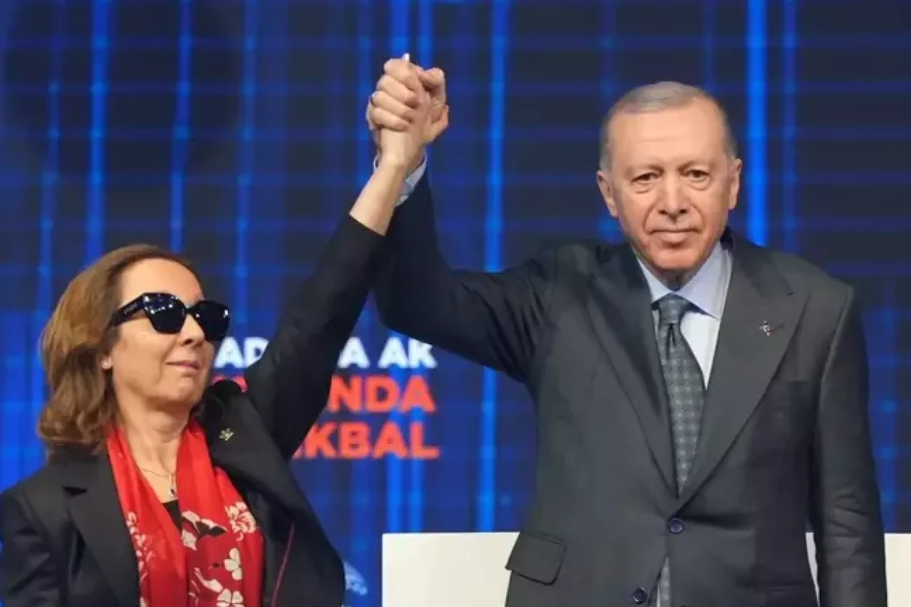 Serap Yazıcı’dan sürpriz hamle: AK Parti’den önce CHP’ye geçmek istemiş!