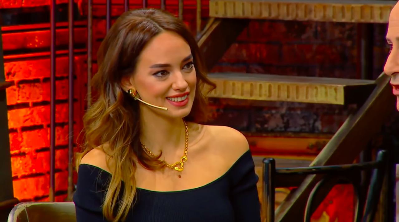 Ünlü oyuncu Seda Bakan,  o markanın etkinliğine gidince tepki çekti!