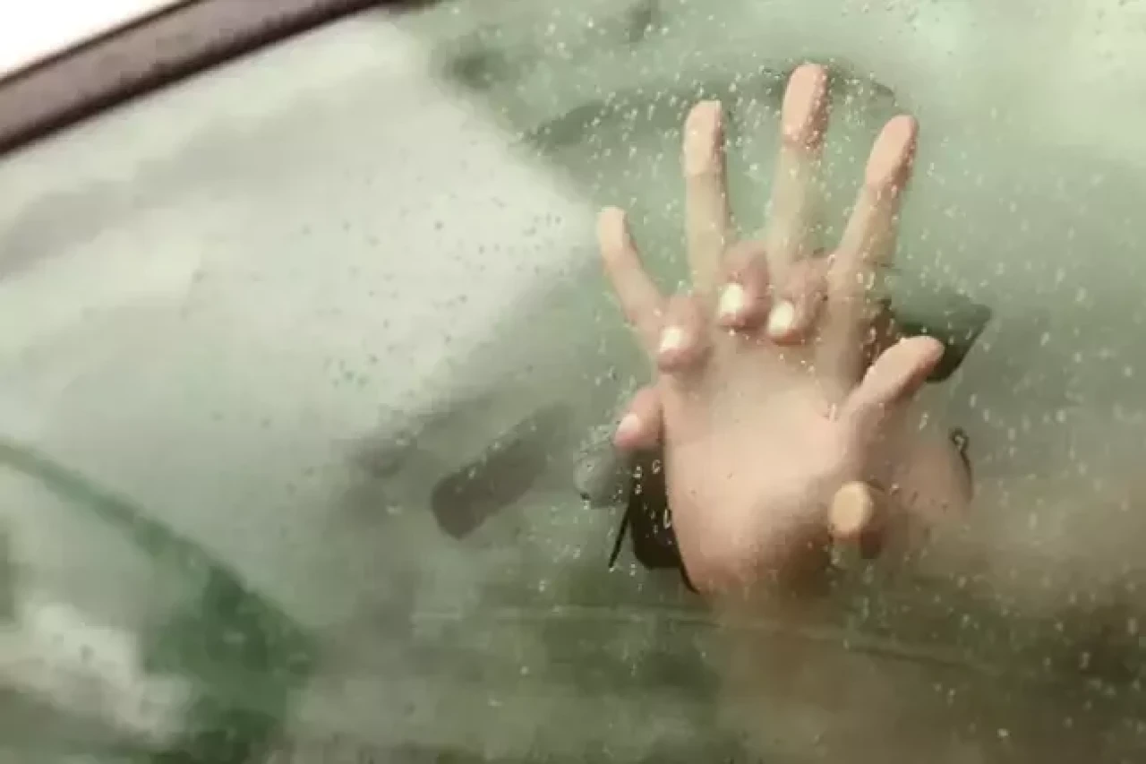 Yasak aşkını eşi kanıtladı,  başına gelenler tüyler ürpertti