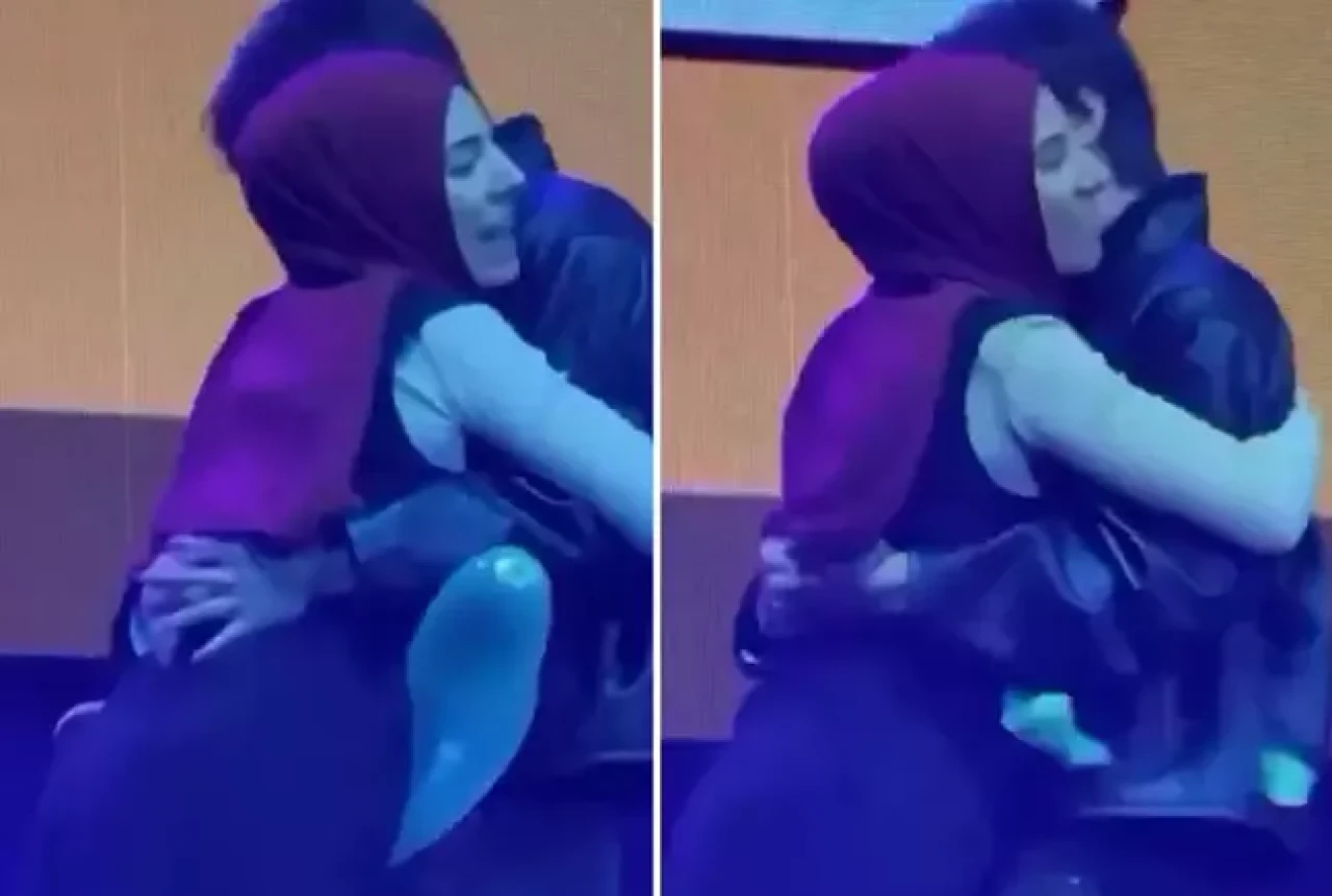 Dünyaca ünlü oyuncu,  Türk hayranıyla sahnede balon patlattı