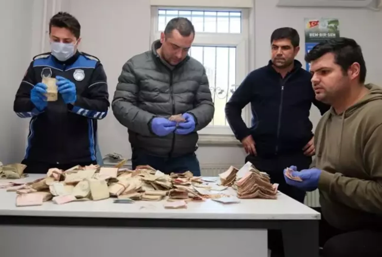 Dilencinin üzerinden servet çıktı,  6 zabıta ancak sayabildi