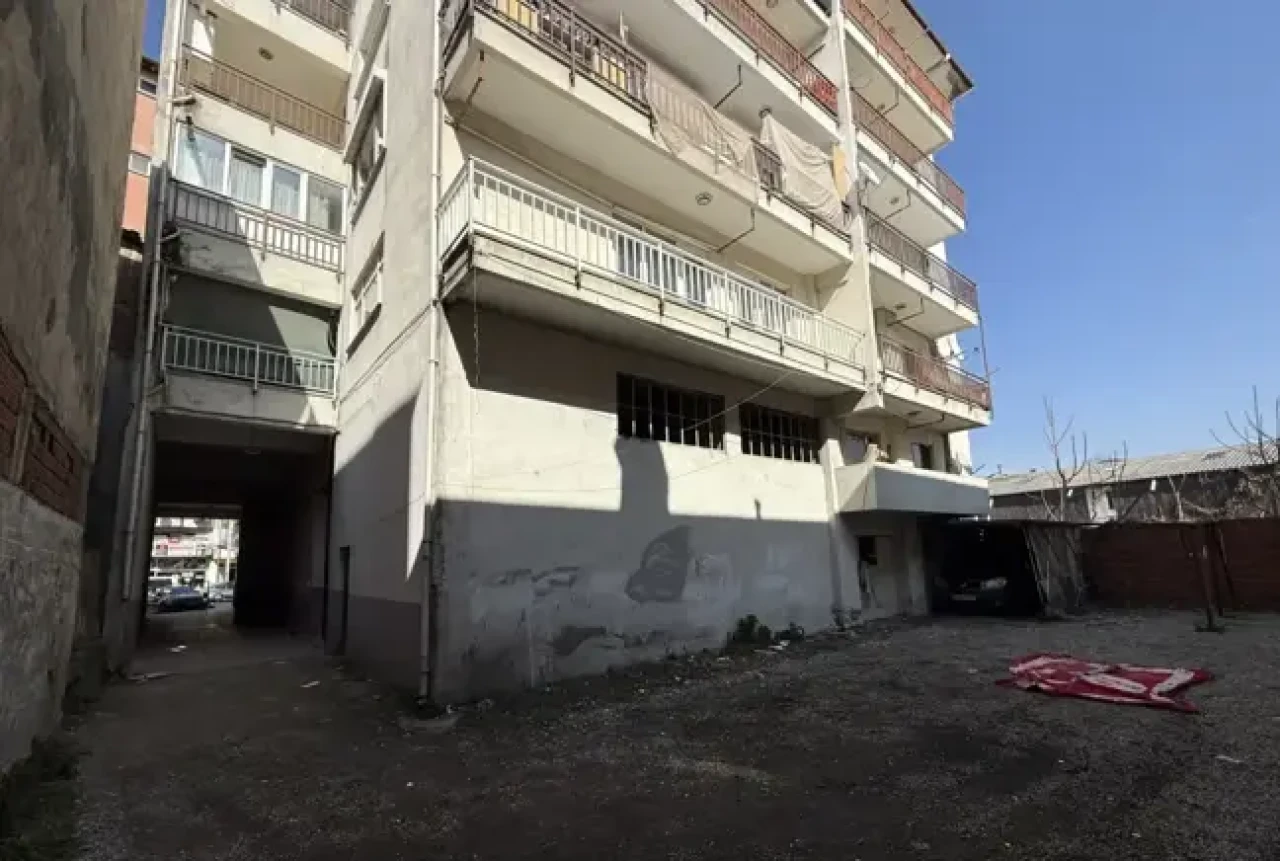 Balkondan düşen hamile kadının ölümünde kan donduran detaylar: Şüpheli dolaba saklanmış