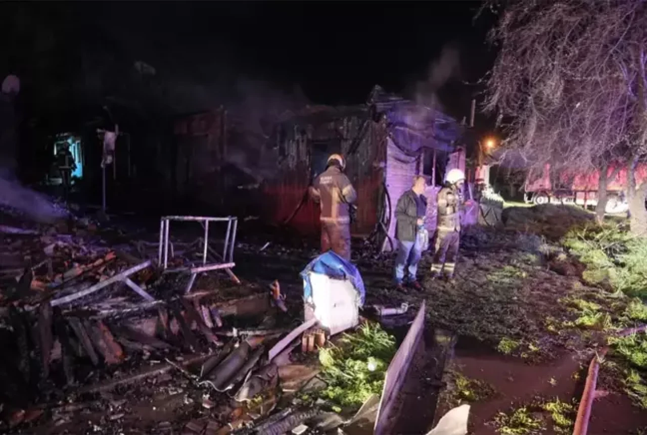 Bursa’da 18 ahşap ev kül oldu!