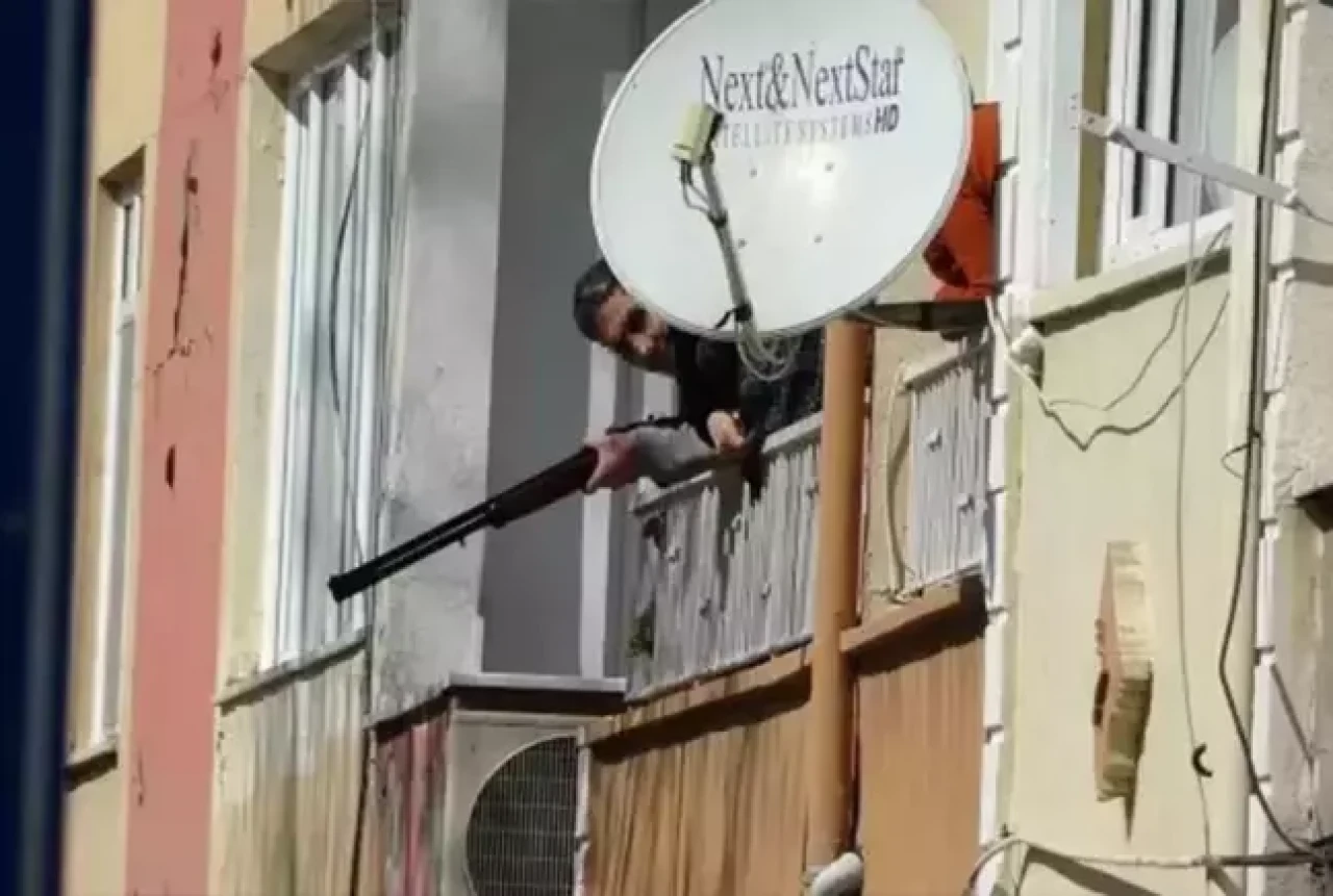 Çanakkale’de silahlı çatışma: Annesini rehin alan şahıs etkisiz hale getirildi!