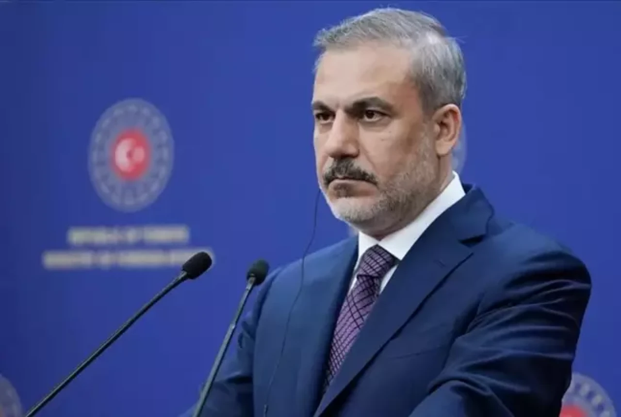 Fidan’dan Londra zirvesinde çarpıcı mesaj: 'Barışın kaybedeni olmaz'