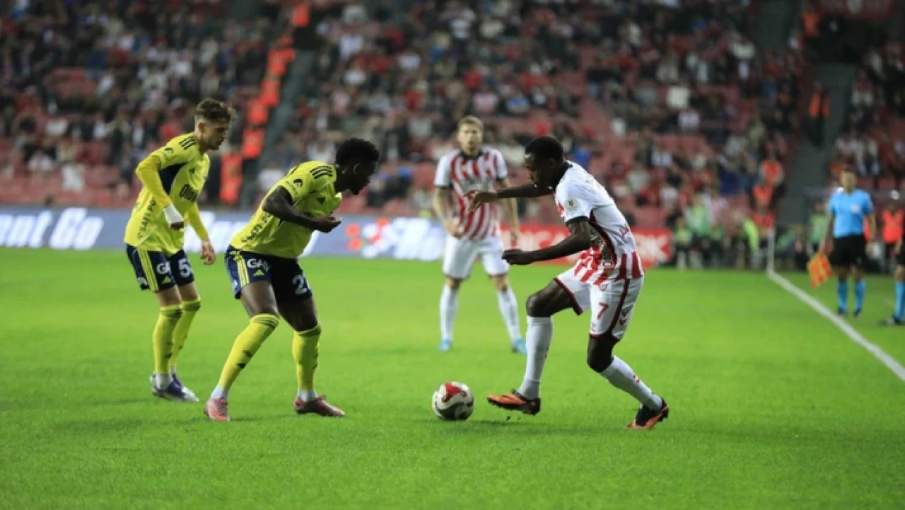 Fenerbahçe, Samsun'da 2 puan bıraktı