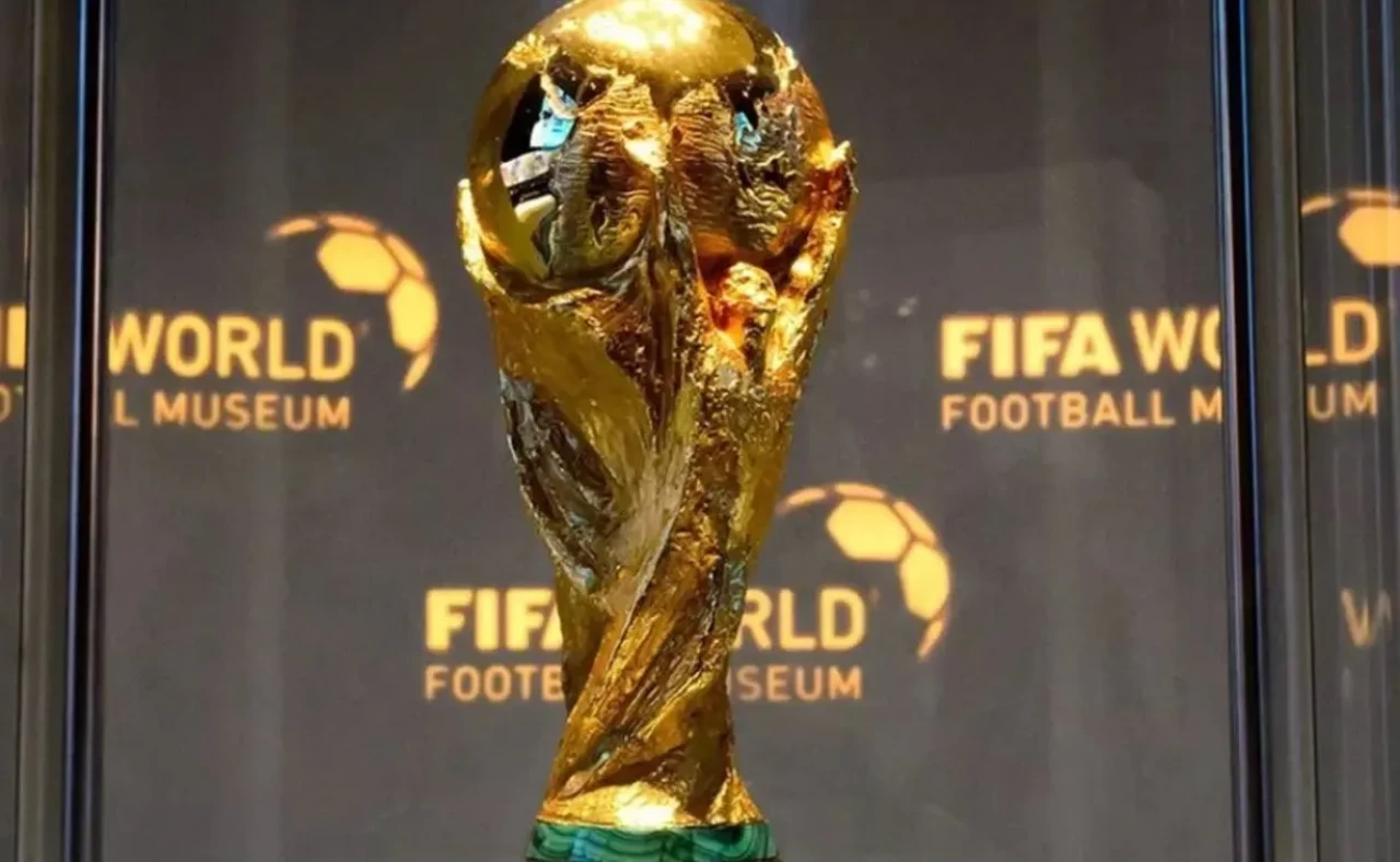 Dünya Kupası takvimi değişiyor mu? FIFA Başkanı’ndan “tarihi” açıklama