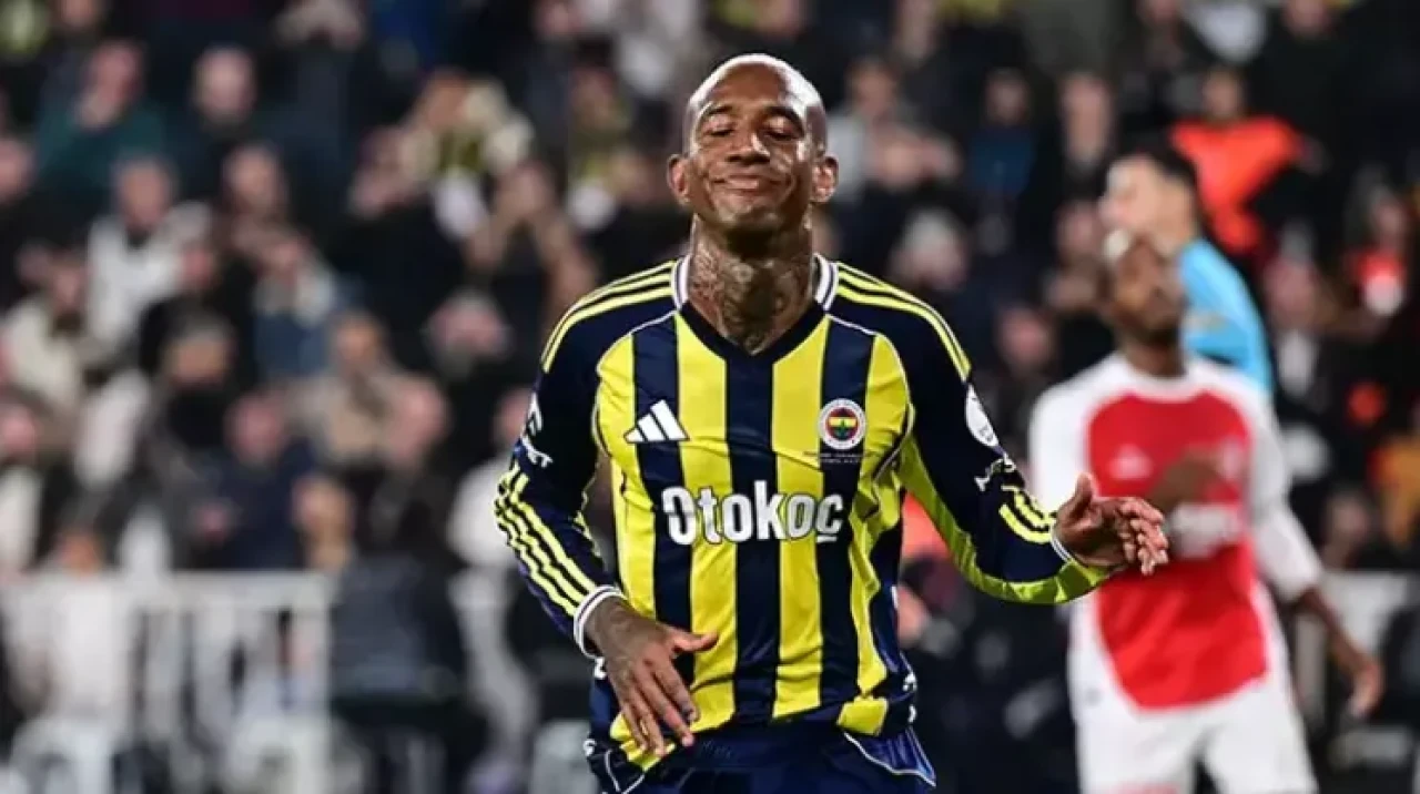 Fenerbahçe'den ayrılacak iddialarına Talisca'dan bomba yanıt!