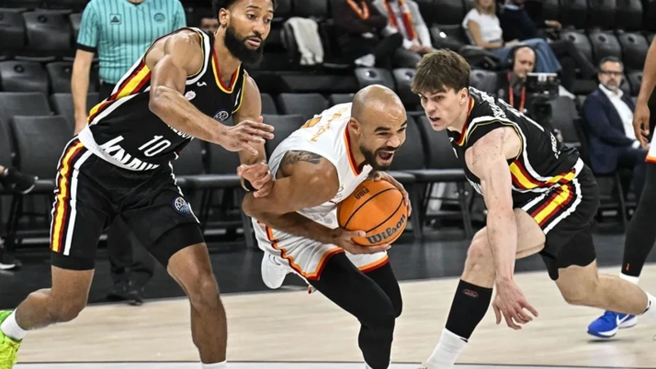 Galatasaray, Würzburg’u mağlup ederek liderliğini sürdürdü