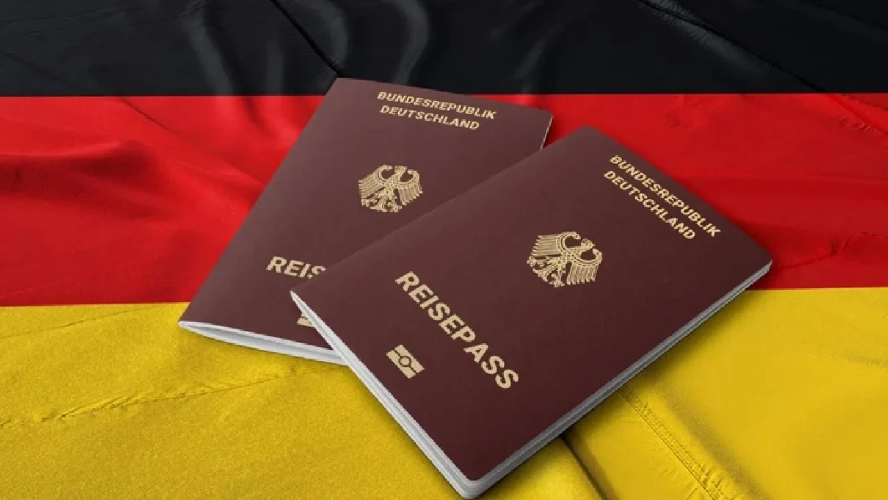 Almanya 'hızlandırılmış vatandaşlık' hakkını bitirdi: 3 yıl şartı uzadı