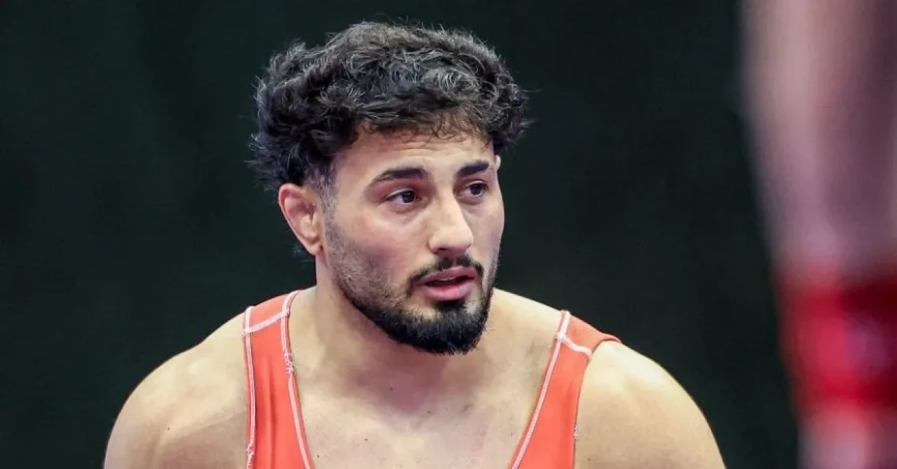 Milli Güreşçi Muhammed Halit Özmuş, Dünya 23 yaş altı Şampiyonası’nda gümüş madalya kazandı