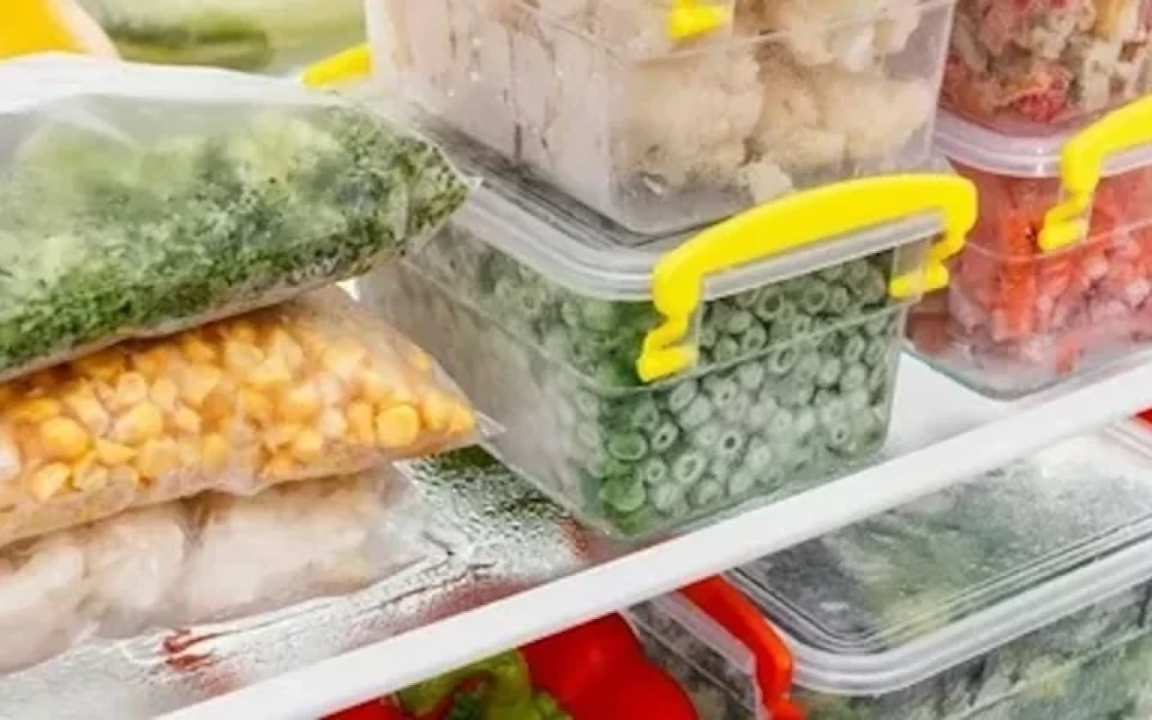 Dondurucuya koyduğunuzda tehlikeye dönüşen sağlıklı yiyecekler