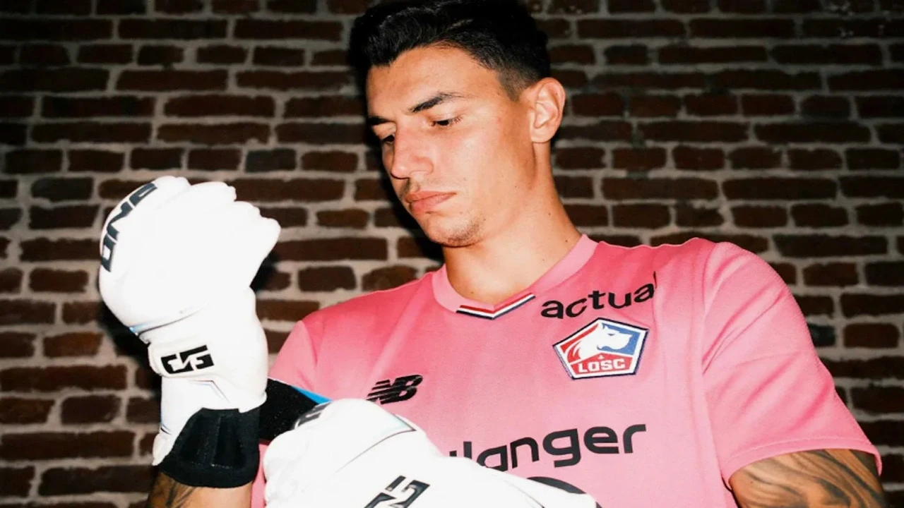 Milli kaleci Berke Özer, A Milli Takım kampını izinsiz terk etti