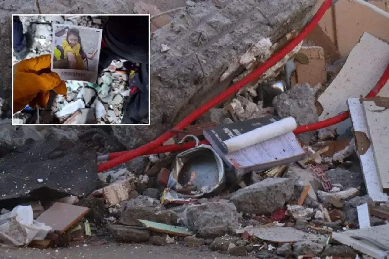Anne, baba ve 2 evlada mezar olan binanın enkazından çıkan not yürekleri dağladı