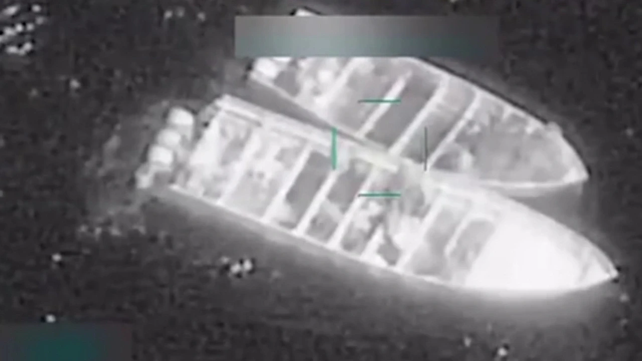 ABD Pasifik’te uyuşturucu teknelerine saldırdı: 14 kişi öldü