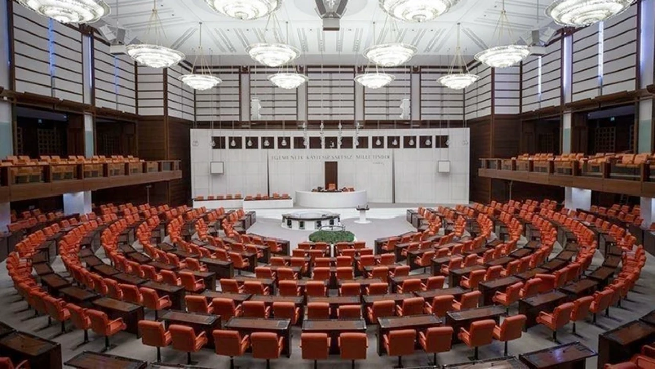 3 milletvekili daha AK Parti'ye katılıyor kulislerde konuşulan 2 isim belli oldu