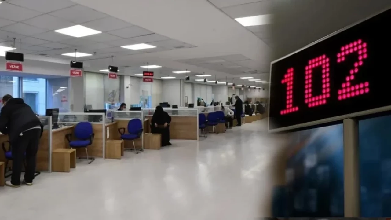 Türkiye'nin dev bankası Kazaklara satılıyor