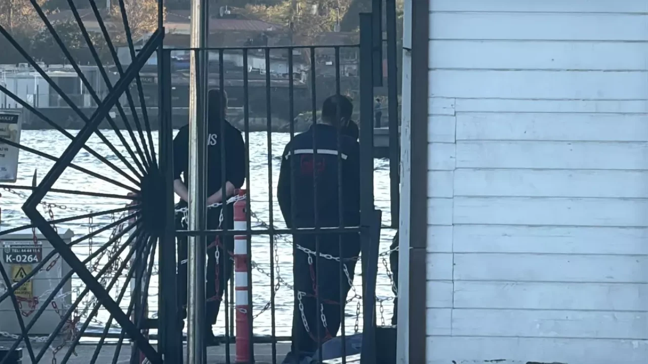 Fatih Sultan Mehmet Köprüsü'nden atlayan bir kişi hayatını kaybetti