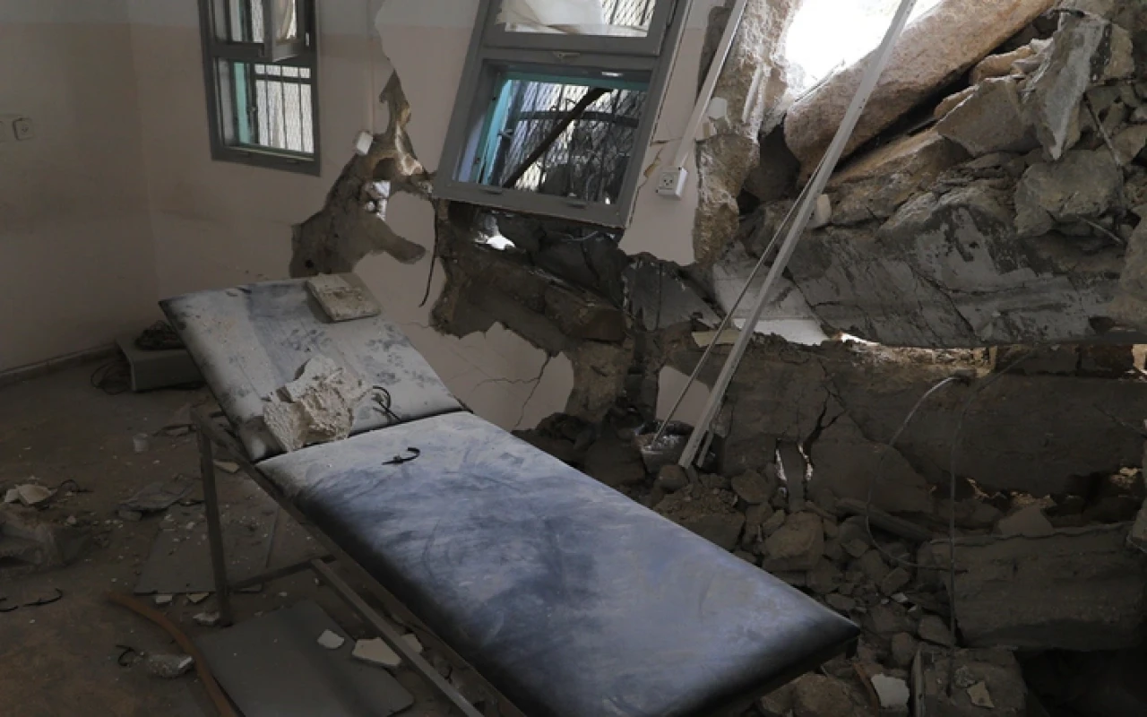 İsrail Gazze'den çekiliyor: Hastanedeki yıkım şok etti