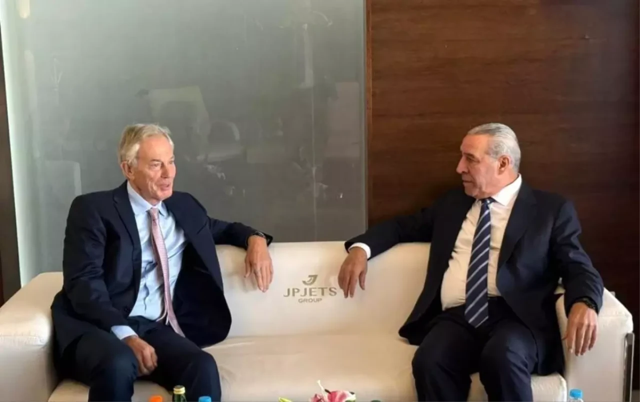 Filistinli Al-Sheikh, Tony Blair ile Gazze Planı’nı görüştü