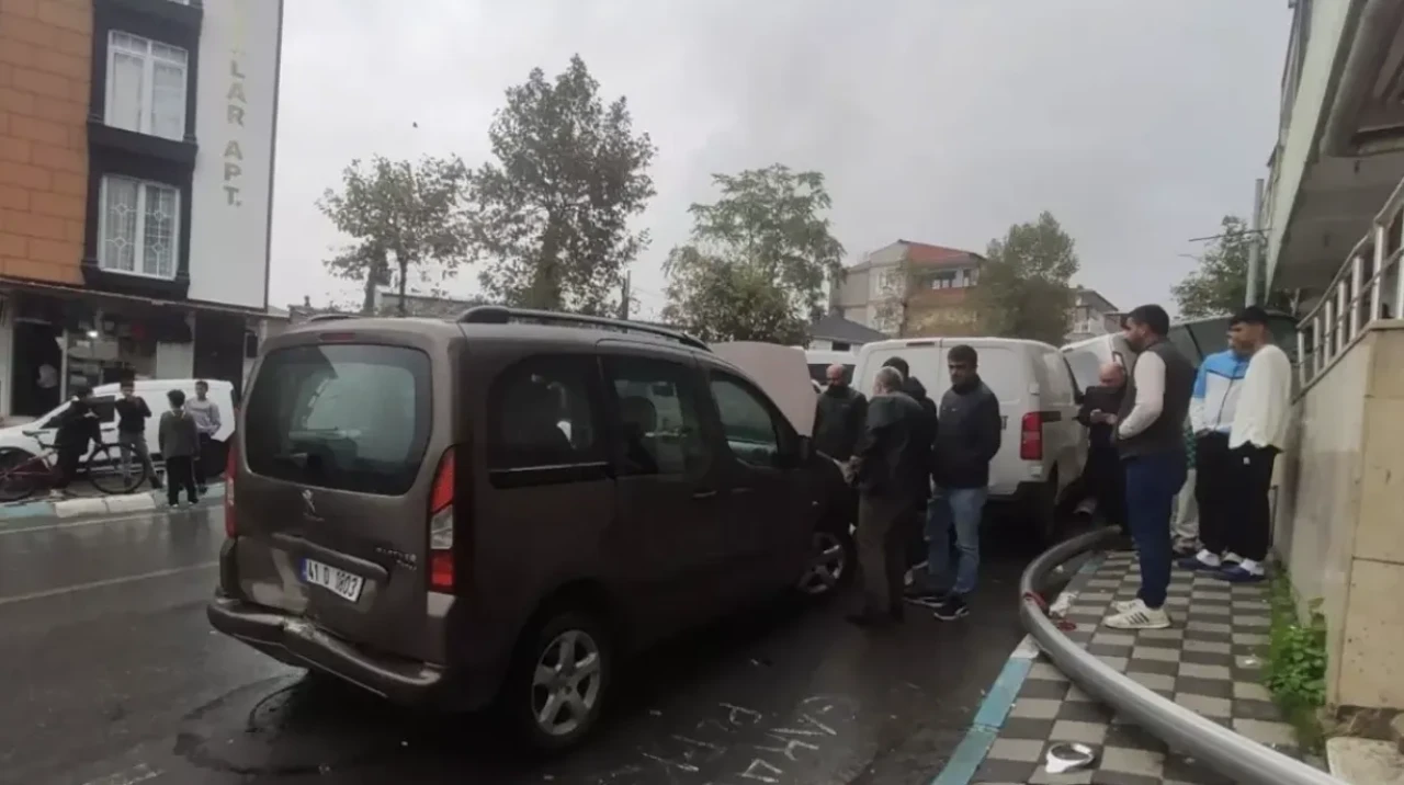 Kocaeli’de freni boşalan sulama tankeri 8 araca çarptı