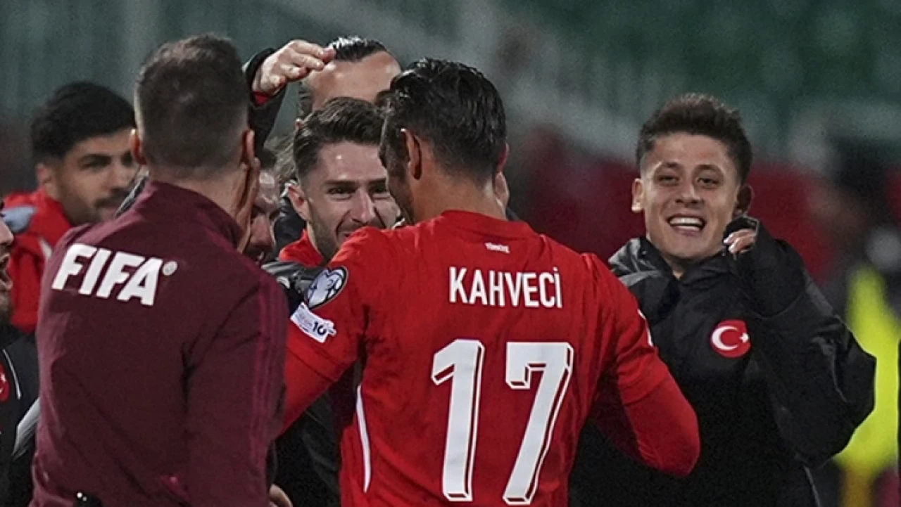 İrfan Can Kahveci kadro dışı bırakılmasıyla ilgili yakın çevresine konuştu