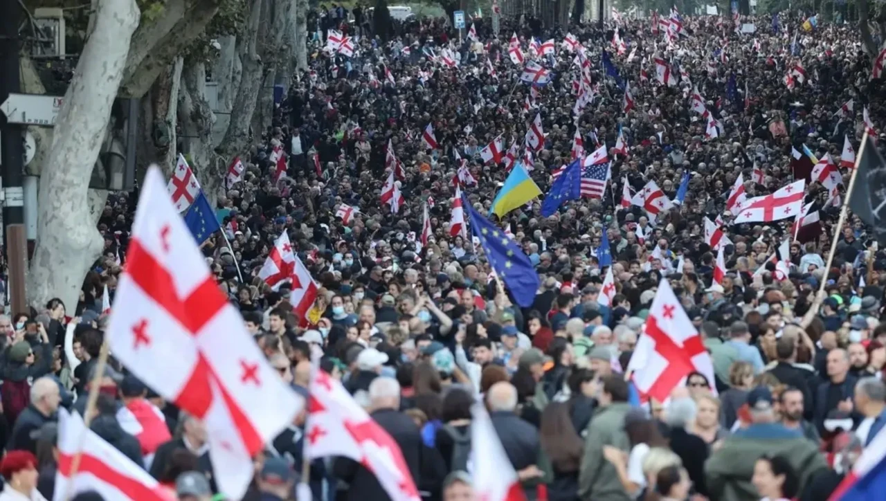 Gürcistan’da seçim sonuçları protesto edildi