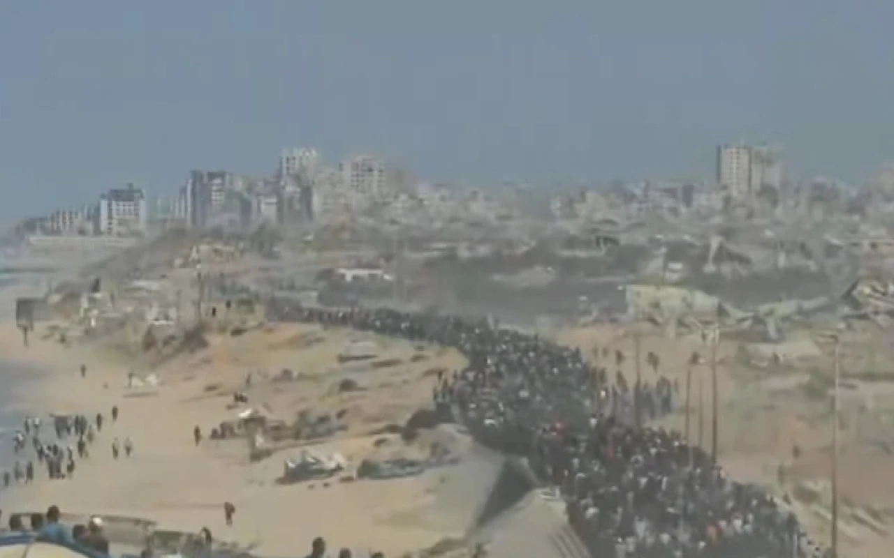 Gazze'de İsrail askeri çekiliyor onbinlerce insan dönüşe başladı tarihi görüntüler