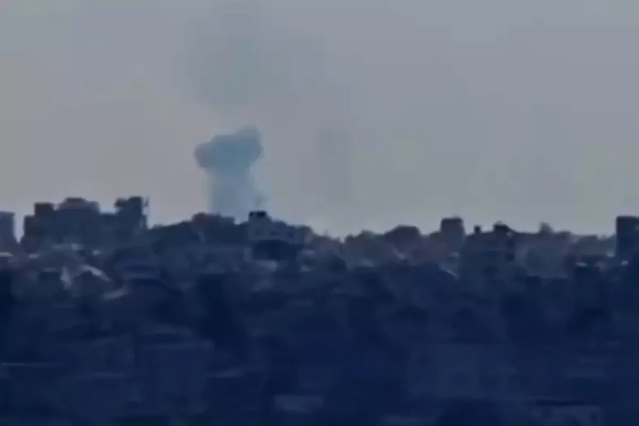 İsrail savaş uçakları Gazze'yi vurdu