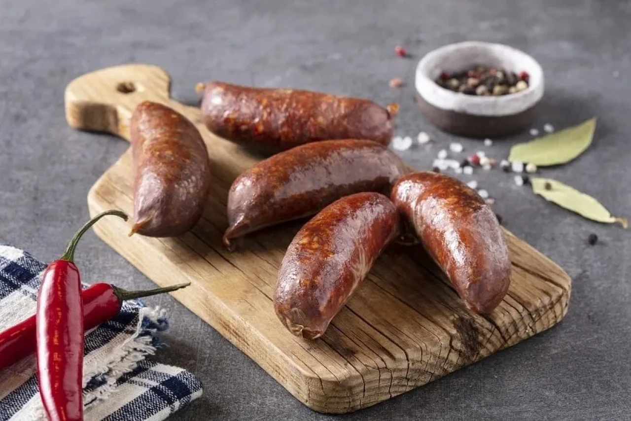 3 ilimizde vatandaşa sucuk yerine bakın ne yedirmişler: Bakanlık markaları tek tek ifşa etti