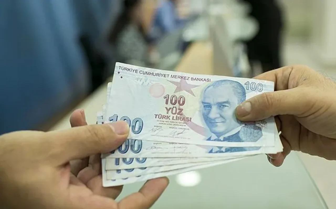 Asgari Ücrette Gözler 2026’ya Çevrildi: SGK Uzmanı Karakaş’tan Kritik Tahmin