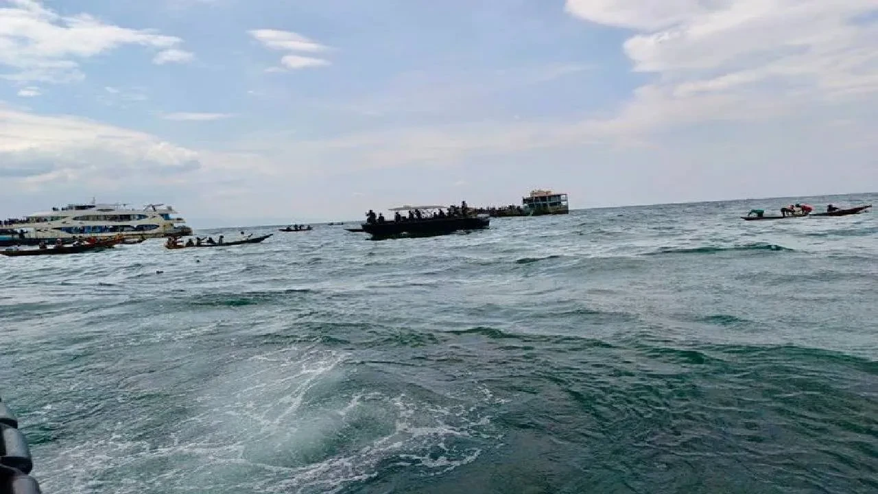 Kongo’da facia: Alabora olan yolcu teknesinde 64 kişi kayıp