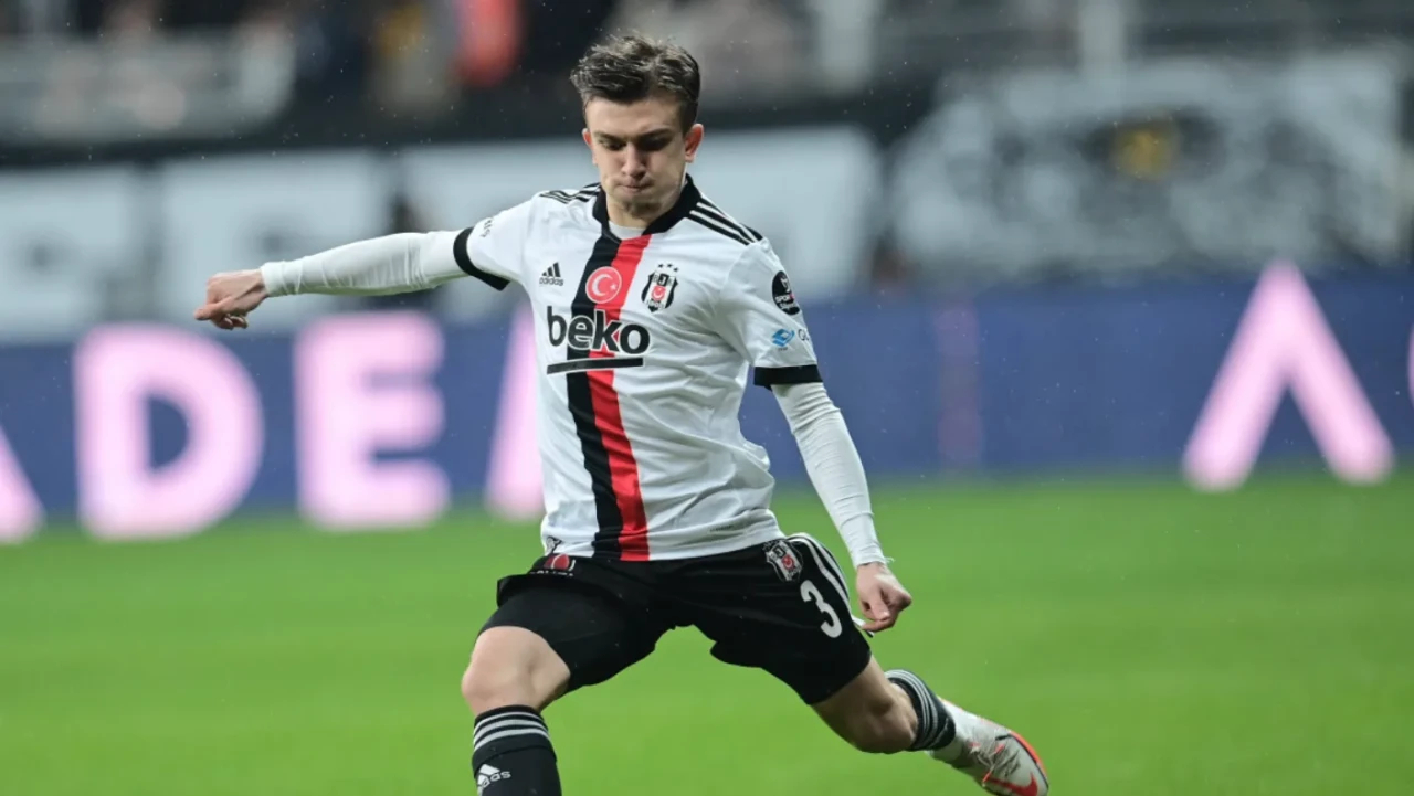 Beşiktaşlı Rıdvan Yılmaz'dan kötü haber