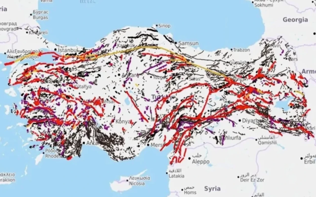 Tedirgin eden gelişme! Yeni fay hattı tespit edildi haritada yer almıyor