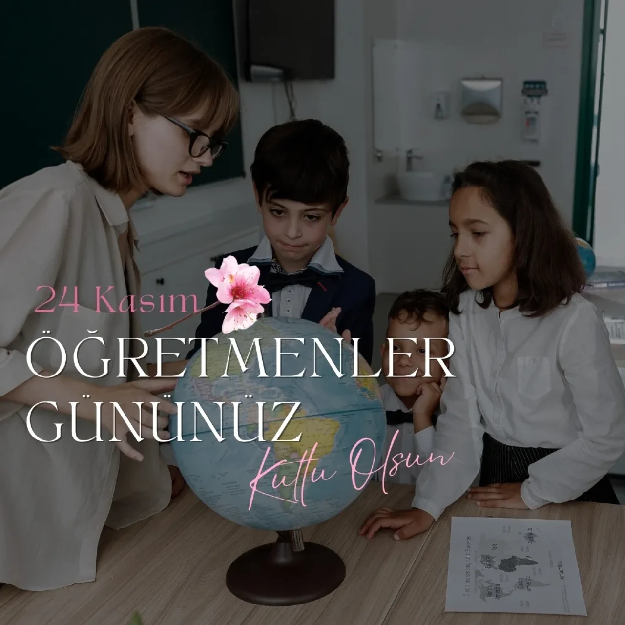 Öğretmenler Günü İçin En Özel Mesajlar ve Hediye Rehberi: Öğretmenime Ne Almalıyım?