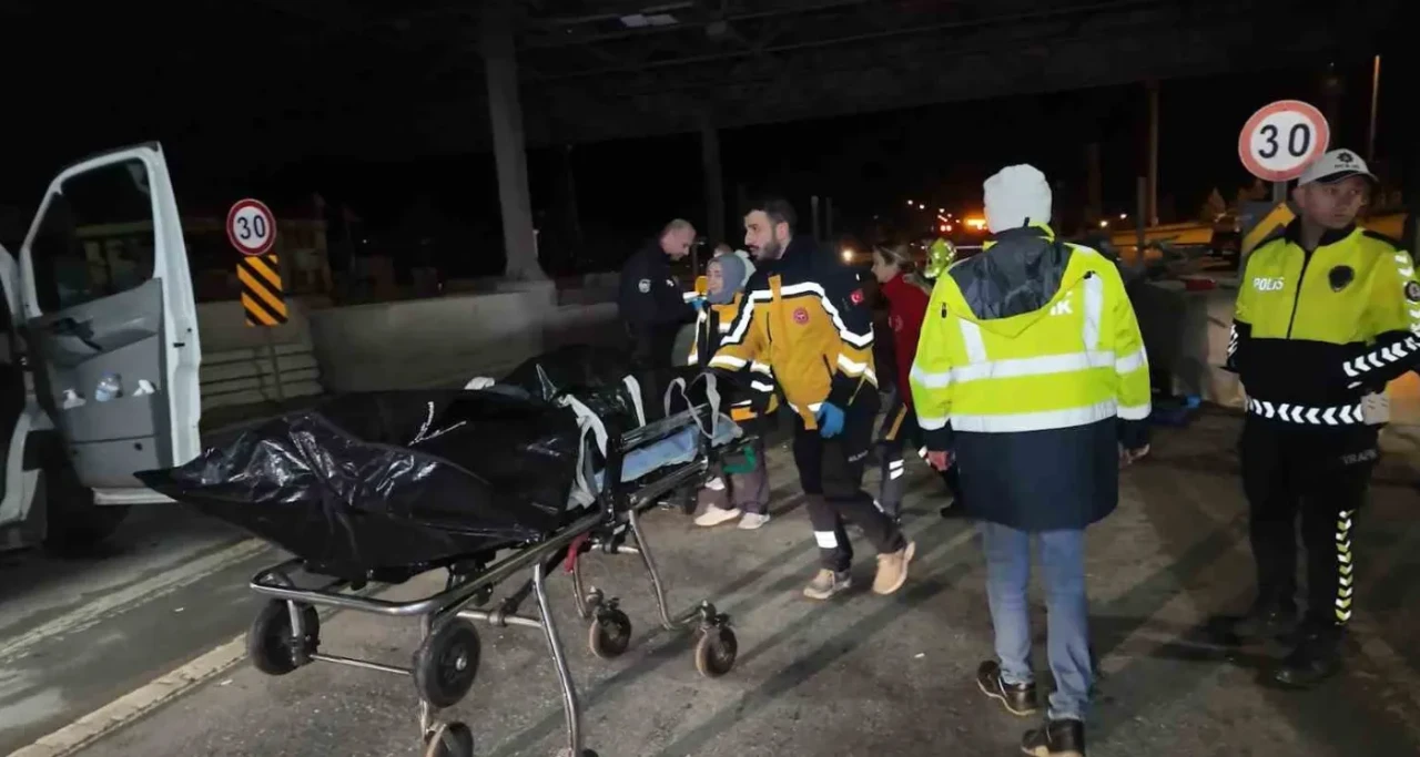 Tuzla gişelerinde feci kaza: Genç doktor hayatını kaybetti