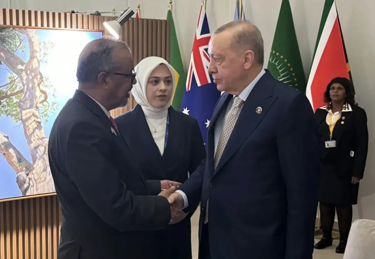 Cumhurbaşkanı Erdoğan, DSÖ Genel Direktörü Ghebreyesus ile bir araya geldi