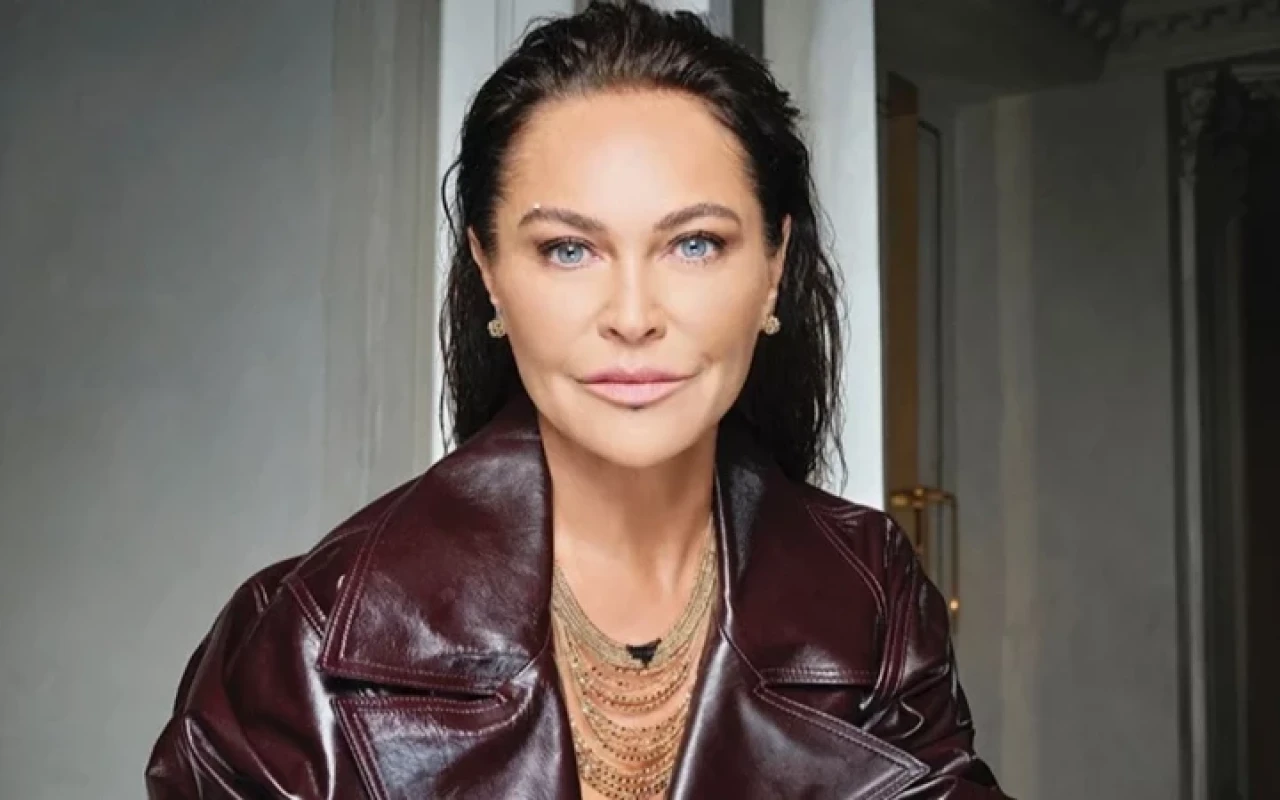 Hülya Avşar yeni sektöre adım attı: Medikal ürün fabrikası kurdu