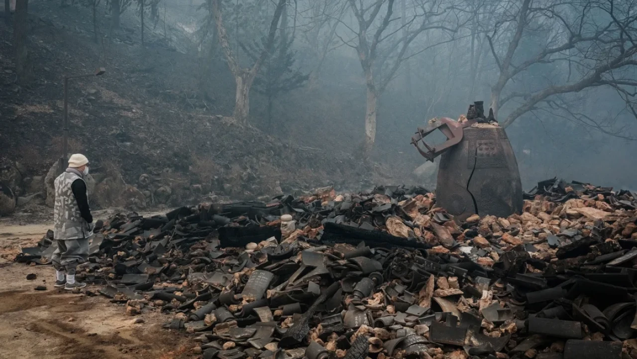 Çin’in 1500 yıllık Yongqing Tapınağı yangında yok oldu