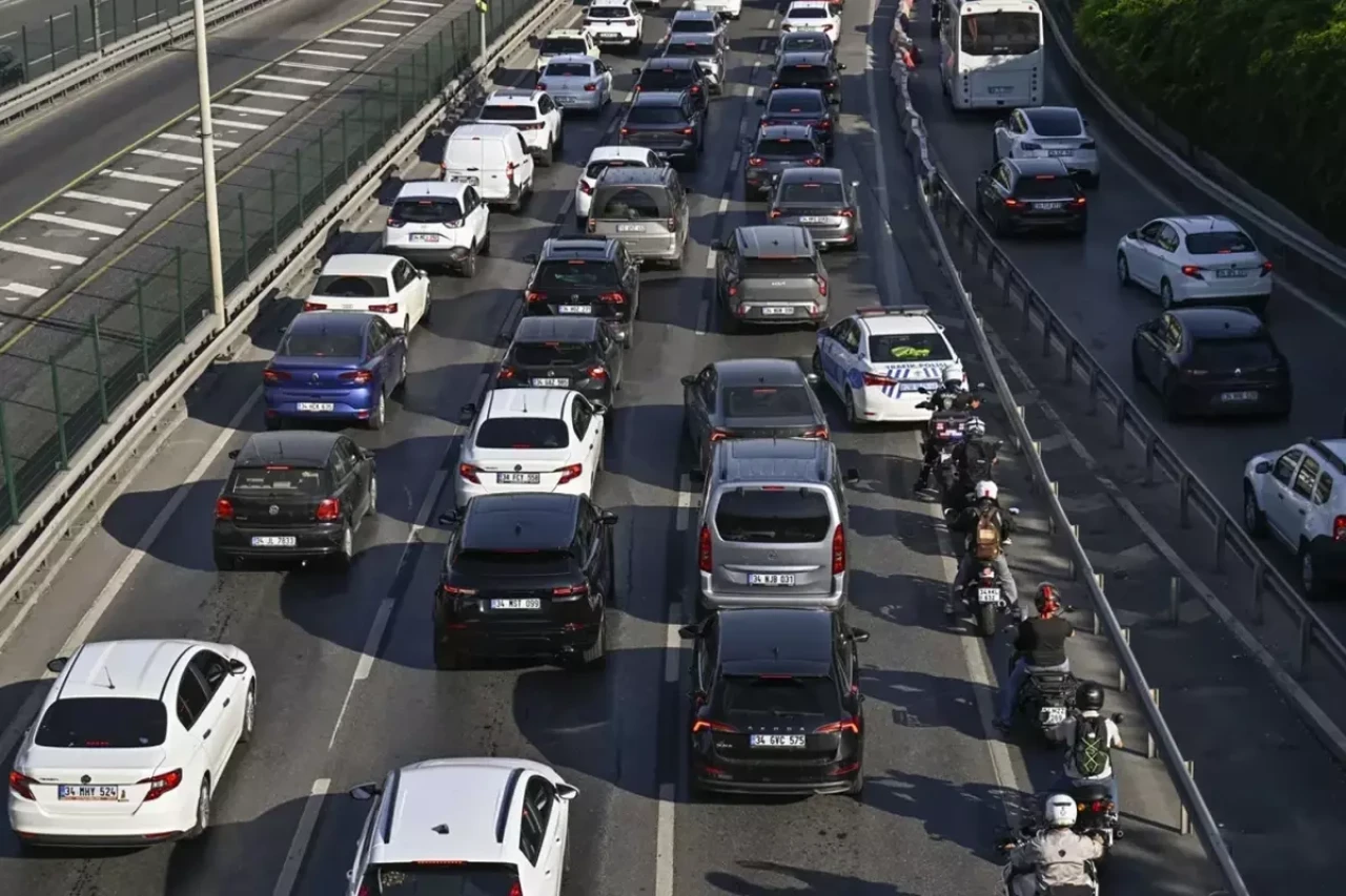 İstanbul trafiğinde kritik düzenleme! 84 noktada hız limitleri değişiyor