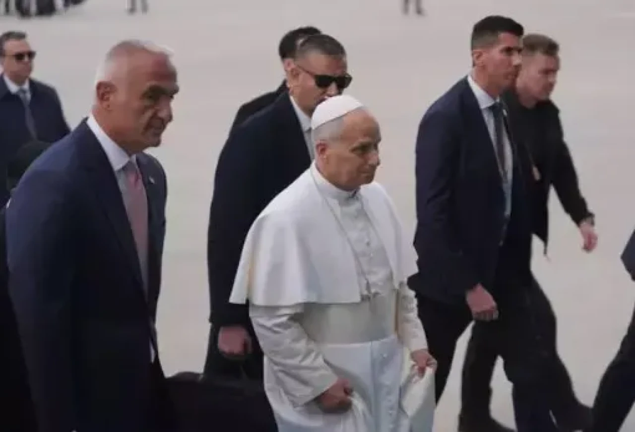 Papa 14. Leo Ankara’ya Geldi: İlk Görüntüler, Karşılama Töreni ve Ziyaret Programı