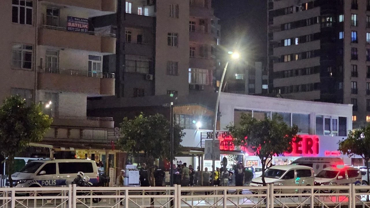 Adana'da akraba kavgası: Pastane işletmecisi pompalı tüfekle bacağından yaralandı