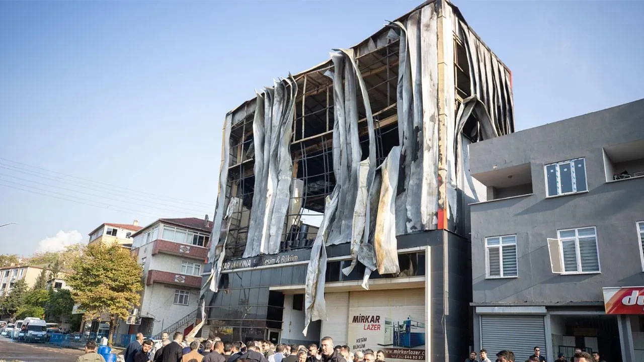 Kocaeli'deki kozmetik fabrikası yangınında 7 kişi tutuklandı