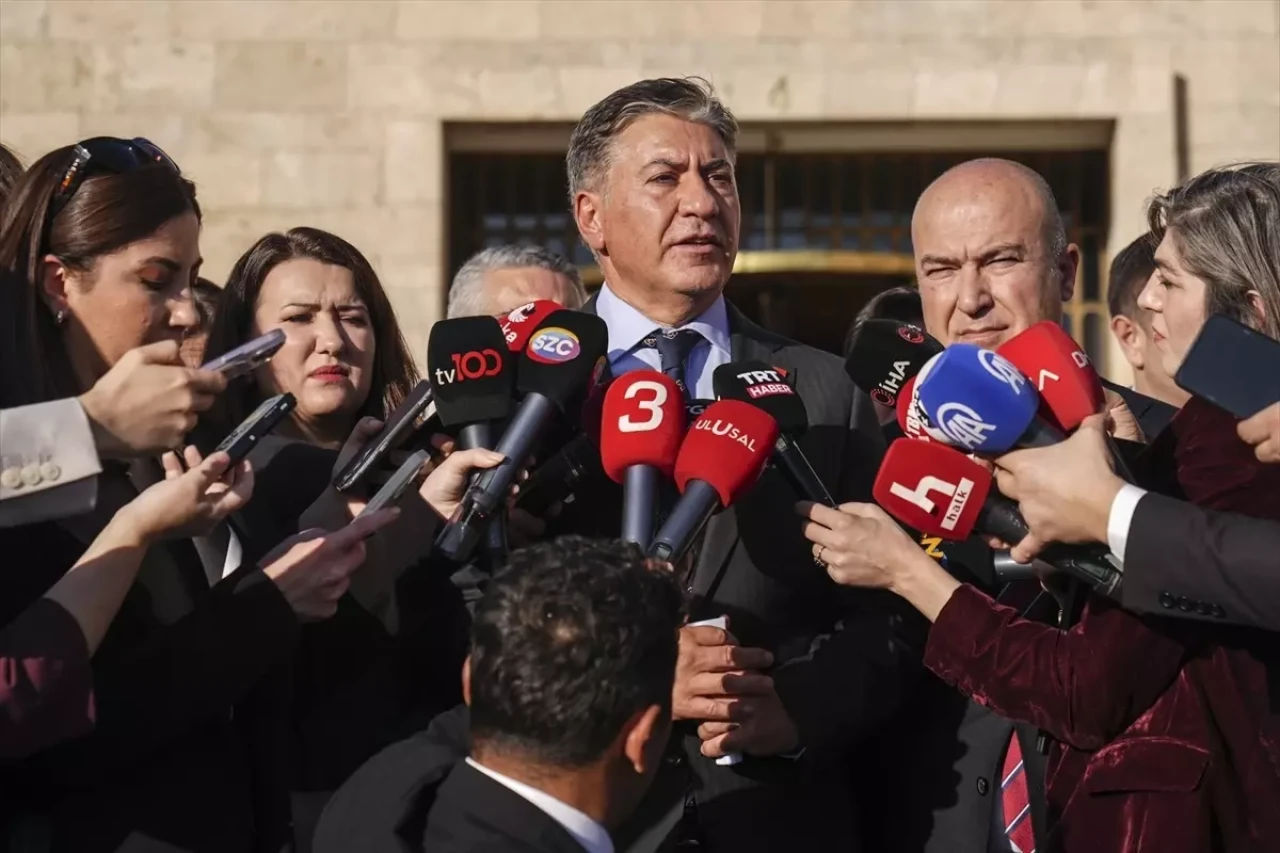 CHP’li Murat Emir: “Kapalı toplantıya katılmayacağız”