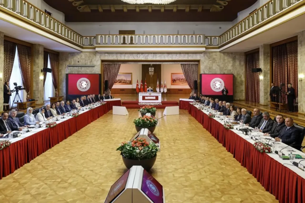 Karar açıklandı: Milli Dayanışma Komisyonu İmralı'ya gidiyor